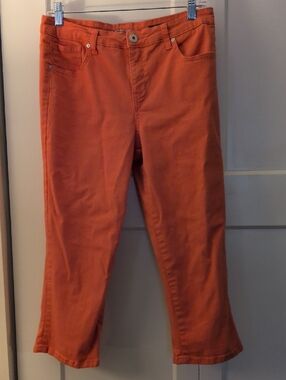 Style & Co. Coral Button-Front Capris